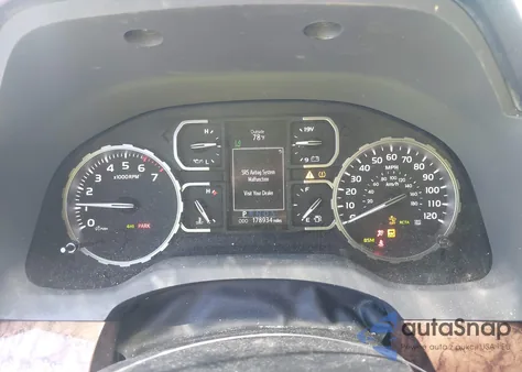 2018 Toyota Tundra 1794 5.7L V8 из США, поврежденный, VIN 5TFAW5F16JX727023